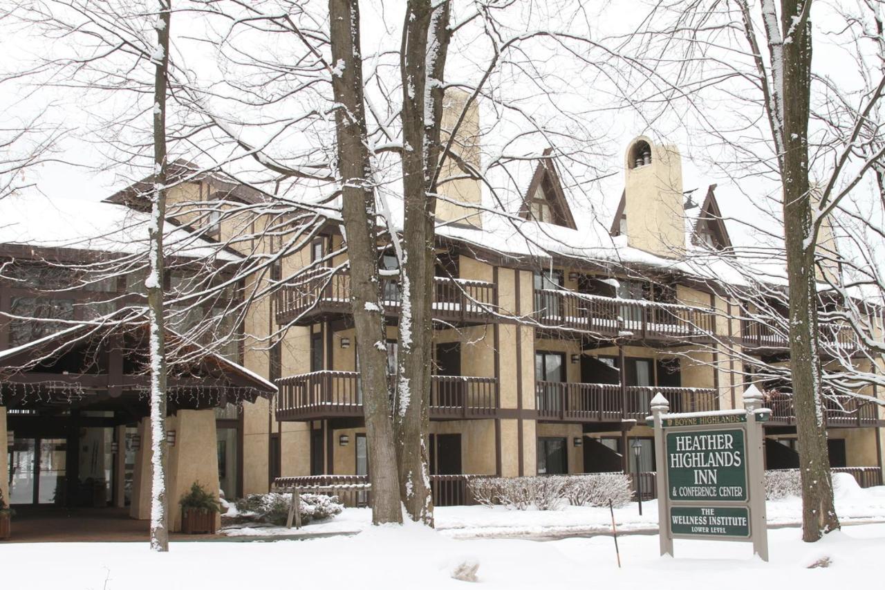 The Highlands At Harbor Springs Hotel ภายนอก รูปภาพ