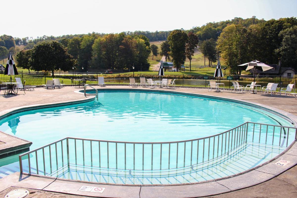 The Highlands At Harbor Springs Hotel ภายนอก รูปภาพ